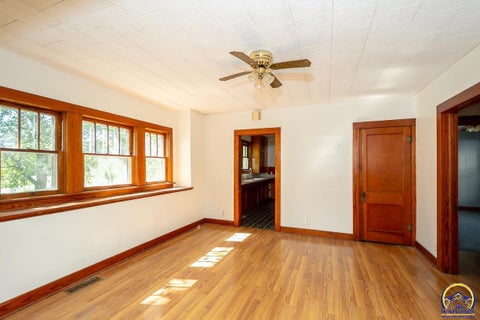 Tiny photo for 502 Sycamore St, Valley Falls, KS 66088 (MLS # 246891)