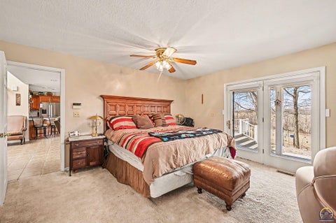 Tiny photo for 17251 Hollingsworth Rd, Basehor, KS 66007 (MLS # 243529)
