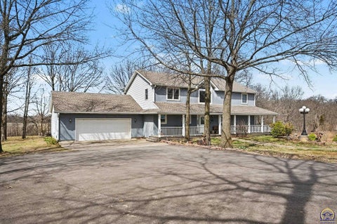 Tiny photo for 17251 Hollingsworth Rd, Basehor, KS 66007 (MLS # 243529)