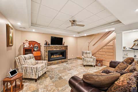 Tiny photo for 17251 Hollingsworth Rd, Basehor, KS 66007 (MLS # 243529)