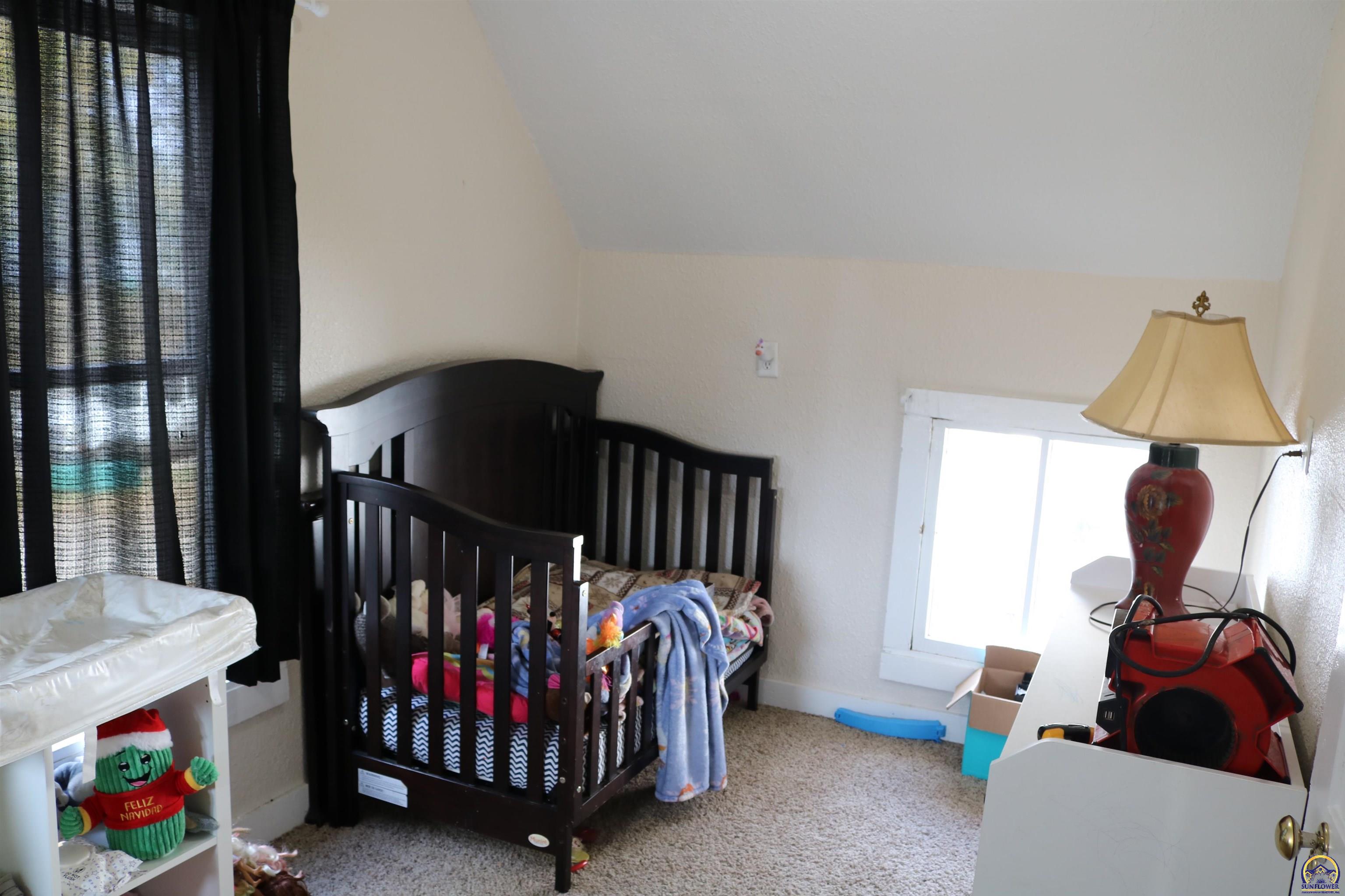 Valley Falls, Kansas 66088, United States, 4 Bedrooms Bedrooms, ,1 BathroomBathrooms,Residential,Pending,35973