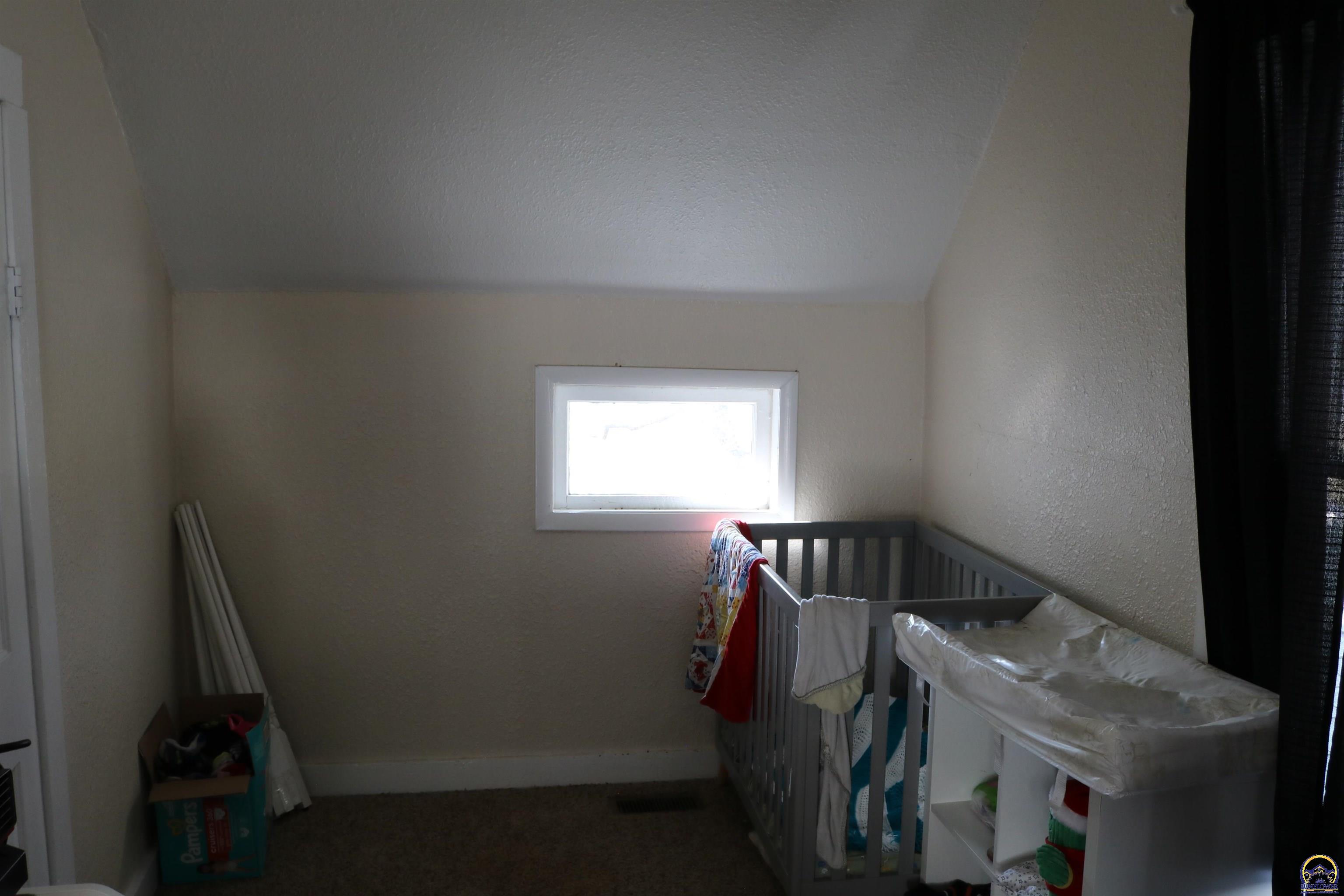 Valley Falls, Kansas 66088, United States, 4 Bedrooms Bedrooms, ,1 BathroomBathrooms,Residential,Pending,35973