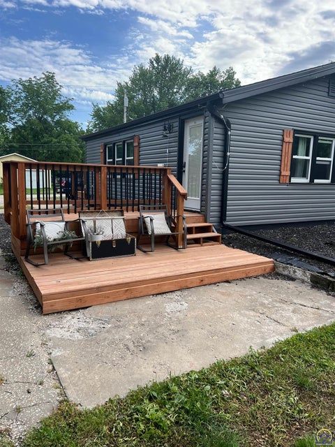 Tiny photo for 267 Main St, Osage City, KS 66523 (MLS # 244629)