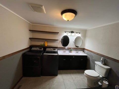 Tiny photo for 267 Main St, Osage City, KS 66523 (MLS # 244629)