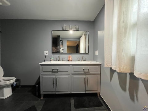 Tiny photo for 267 Main St, Osage City, KS 66523 (MLS # 244629)