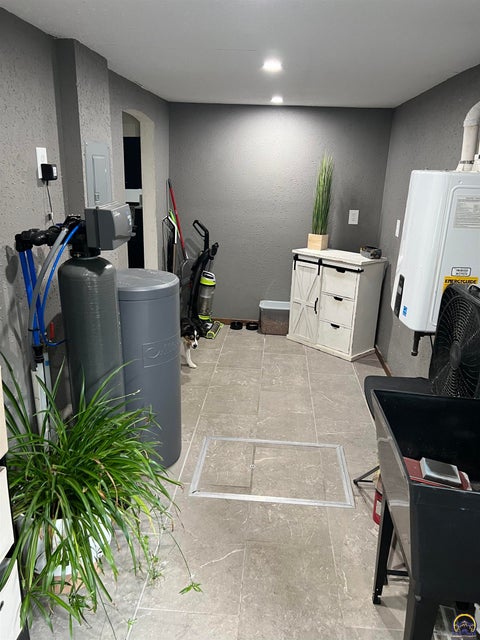 Tiny photo for 267 Main St, Osage City, KS 66523 (MLS # 244629)