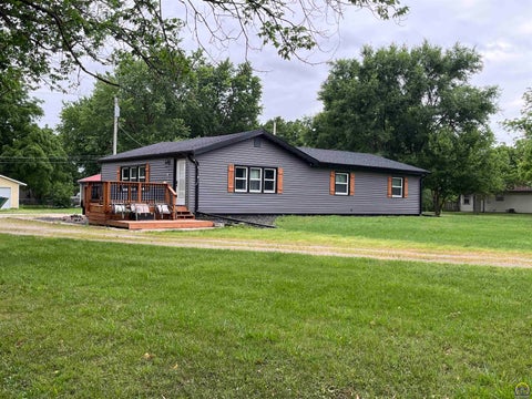 Photo of 267 Main St, Osage City, KS 66523 (MLS # 244629)