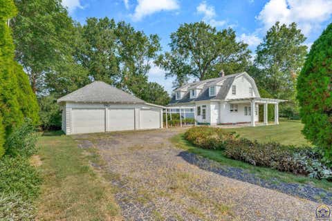 Tiny photo for 240 SW Fairlawn Rd, Topeka, KS 66606 (MLS # 246122)