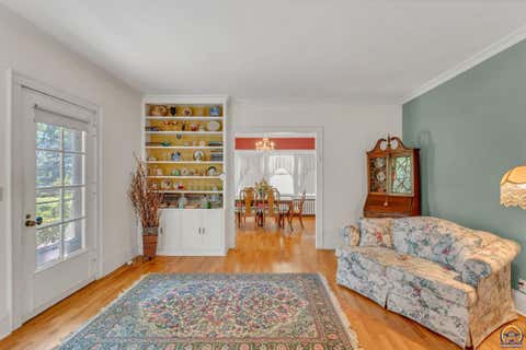Tiny photo for 240 SW Fairlawn Rd, Topeka, KS 66606 (MLS # 246122)