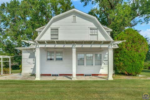 Tiny photo for 240 SW Fairlawn Rd, Topeka, KS 66606 (MLS # 246122)