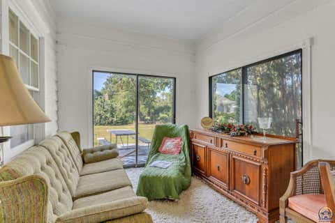 Tiny photo for 240 SW Fairlawn Rd, Topeka, KS 66606 (MLS # 246122)