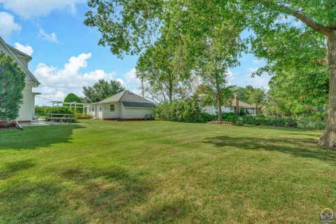 Tiny photo for 240 SW Fairlawn Rd, Topeka, KS 66606 (MLS # 246122)