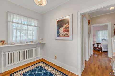 Tiny photo for 240 SW Fairlawn Rd, Topeka, KS 66606 (MLS # 246122)
