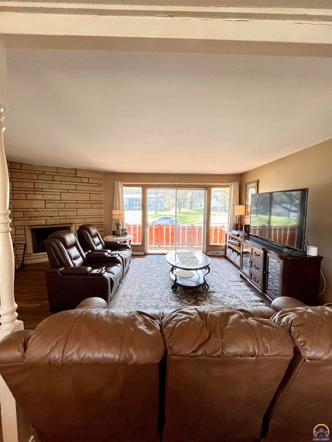 Tiny photo for 2152 Morningside Dr, Emporia, KS 66801 (MLS # 243602)