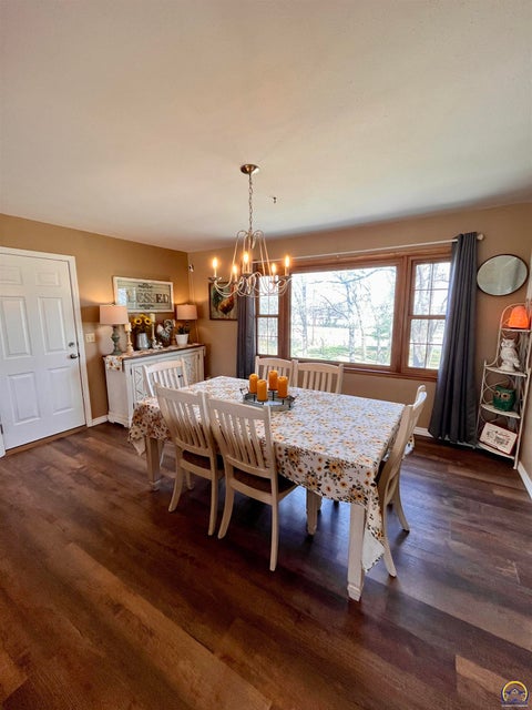 Tiny photo for 2152 Morningside Dr, Emporia, KS 66801 (MLS # 243602)