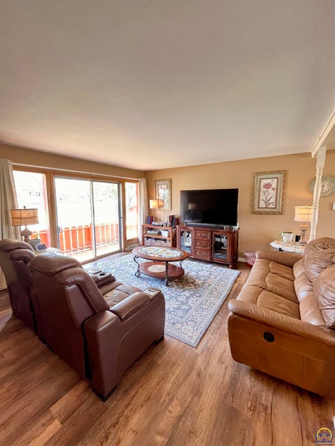 Tiny photo for 2152 Morningside Dr, Emporia, KS 66801 (MLS # 243602)