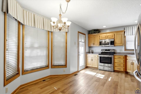 Tiny photo for 4324 SW Stone Ave, Topeka, KS 66610 (MLS # 246438)