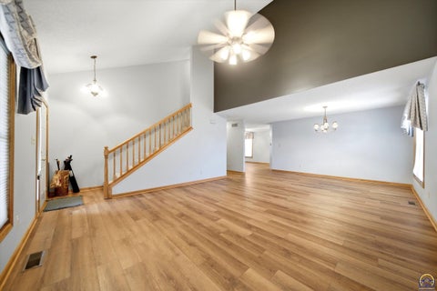 Tiny photo for 4324 SW Stone Ave, Topeka, KS 66610 (MLS # 246438)