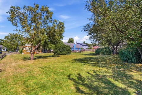 Tiny photo for 4324 SW Stone Ave, Topeka, KS 66610 (MLS # 246438)