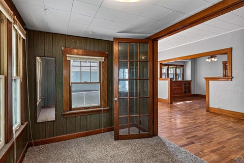 Tiny photo for 2215 SE Virginia Ave, Topeka, KS 66605 (MLS # 247085)