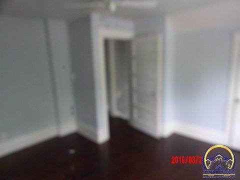 Tiny photo for 800 SW Jewell Ave, Topeka, KS 66606 (MLS # 244360)