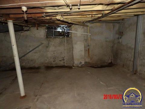 Tiny photo for 800 SW Jewell Ave, Topeka, KS 66606 (MLS # 244360)