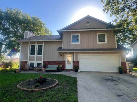 Photo of 2011 Holiday Dr, Emporia, KS 66801 (MLS # 245023)