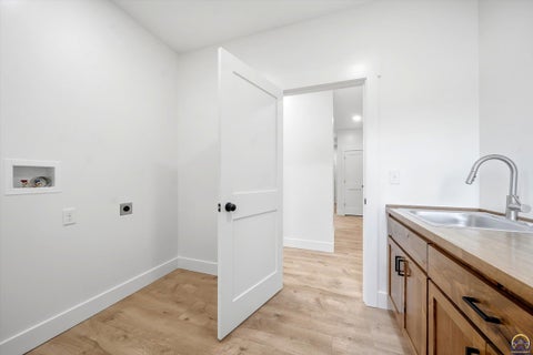 Tiny photo for 5755 SW Wanamaker Rd, Topeka, KS 66610 (MLS # 246560)
