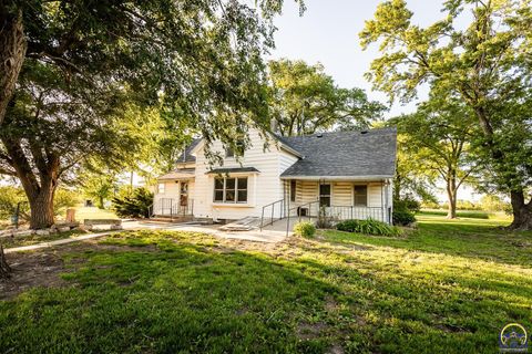 Tiny photo for 12140 Miller Rd, Harveyville, KS 66431 (MLS # 244833)