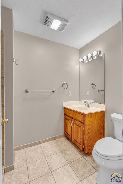 Tiny photo for 1128 Dubs Ct, Lawrence, KS 66049 (MLS # 246838)