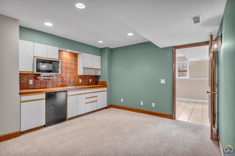 Tiny photo for 1128 Dubs Ct, Lawrence, KS 66049 (MLS # 246838)