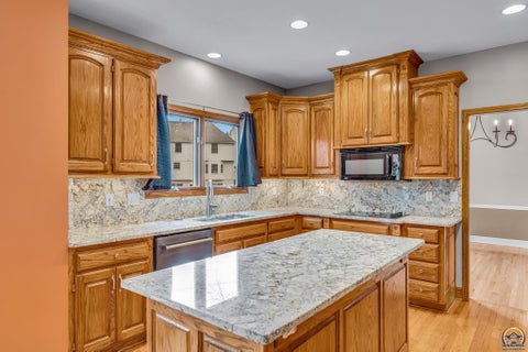 Tiny photo for 1128 Dubs Ct, Lawrence, KS 66049 (MLS # 246838)