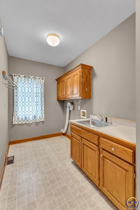 Tiny photo for 1128 Dubs Ct, Lawrence, KS 66049 (MLS # 246838)