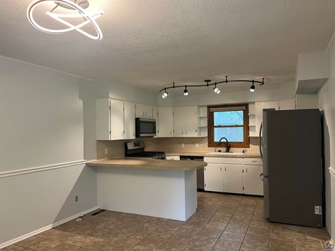 Tiny photo for 104 Douglas Rd, Olpe, KS 66865 (MLS # 244127)