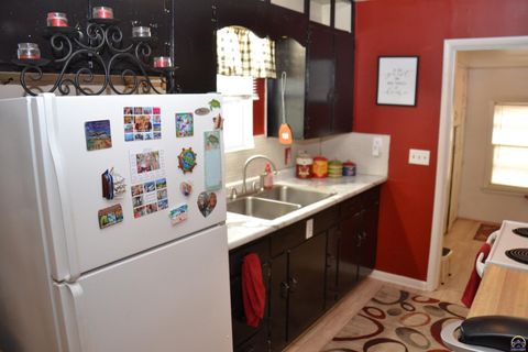 Tiny photo for 410 E 2nd Ave, Emporia, KS 66801 (MLS # 244830)
