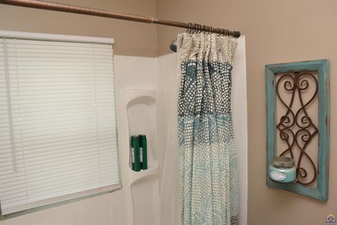Tiny photo for 410 E 2nd Ave, Emporia, KS 66801 (MLS # 244830)