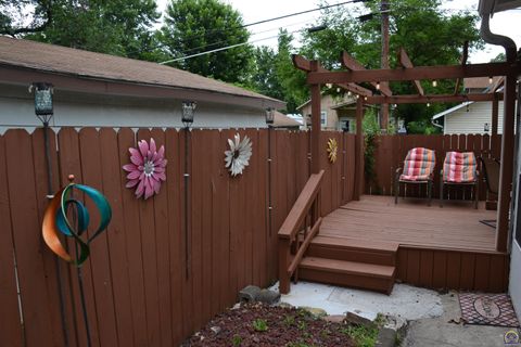 Tiny photo for 410 E 2nd Ave, Emporia, KS 66801 (MLS # 244830)
