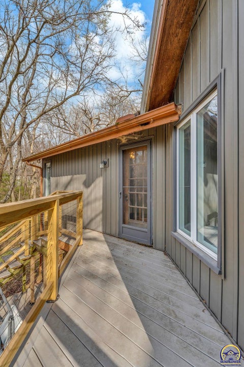 Tiny photo for 2331 SE Libra Ave, Topeka, KS 66605 (MLS # 246060)
