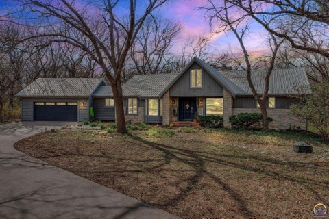 Tiny photo for 2331 SE Libra Ave, Topeka, KS 66605 (MLS # 246060)