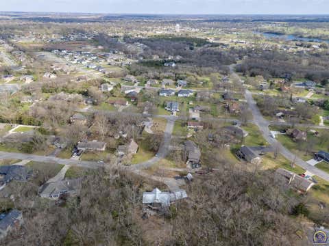 Tiny photo for 2331 SE Libra Ave, Topeka, KS 66605 (MLS # 246060)