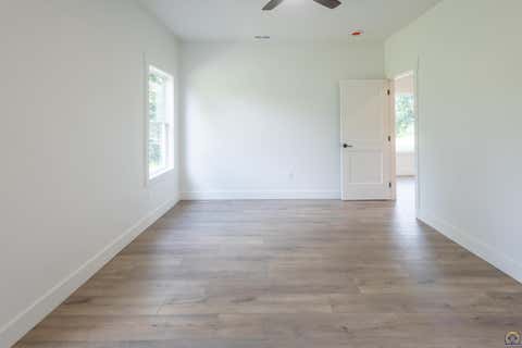 Tiny photo for 8711 Willow Ln, Ozawkie, KS 66070 (MLS # 246010)