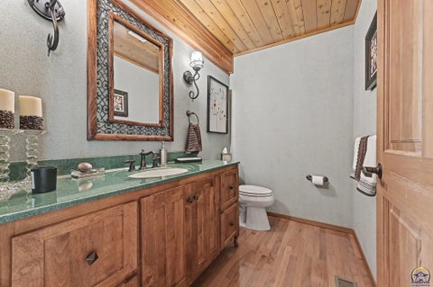 Tiny photo for 521 N 1450th Rd, Lawrence, KS 66049 (MLS # 246297)