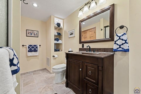 Tiny photo for 521 N 1450th Rd, Lawrence, KS 66049 (MLS # 246297)