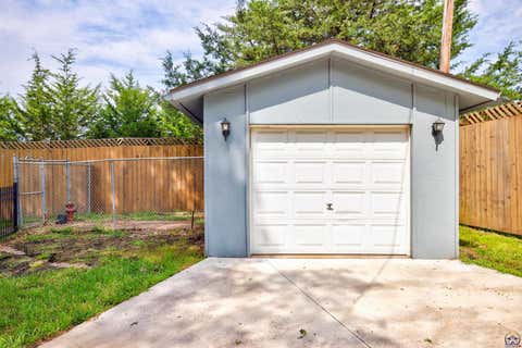 Tiny photo for 3631 NW 44th Ter, Topeka, KS 66618 (MLS # 245975)