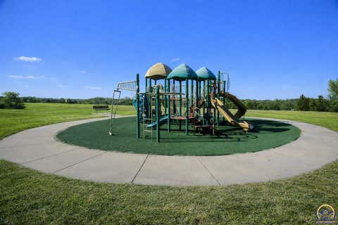 Tiny photo for 6204 SW 46th Ct, Topeka, KS 66610 (MLS # 245805)