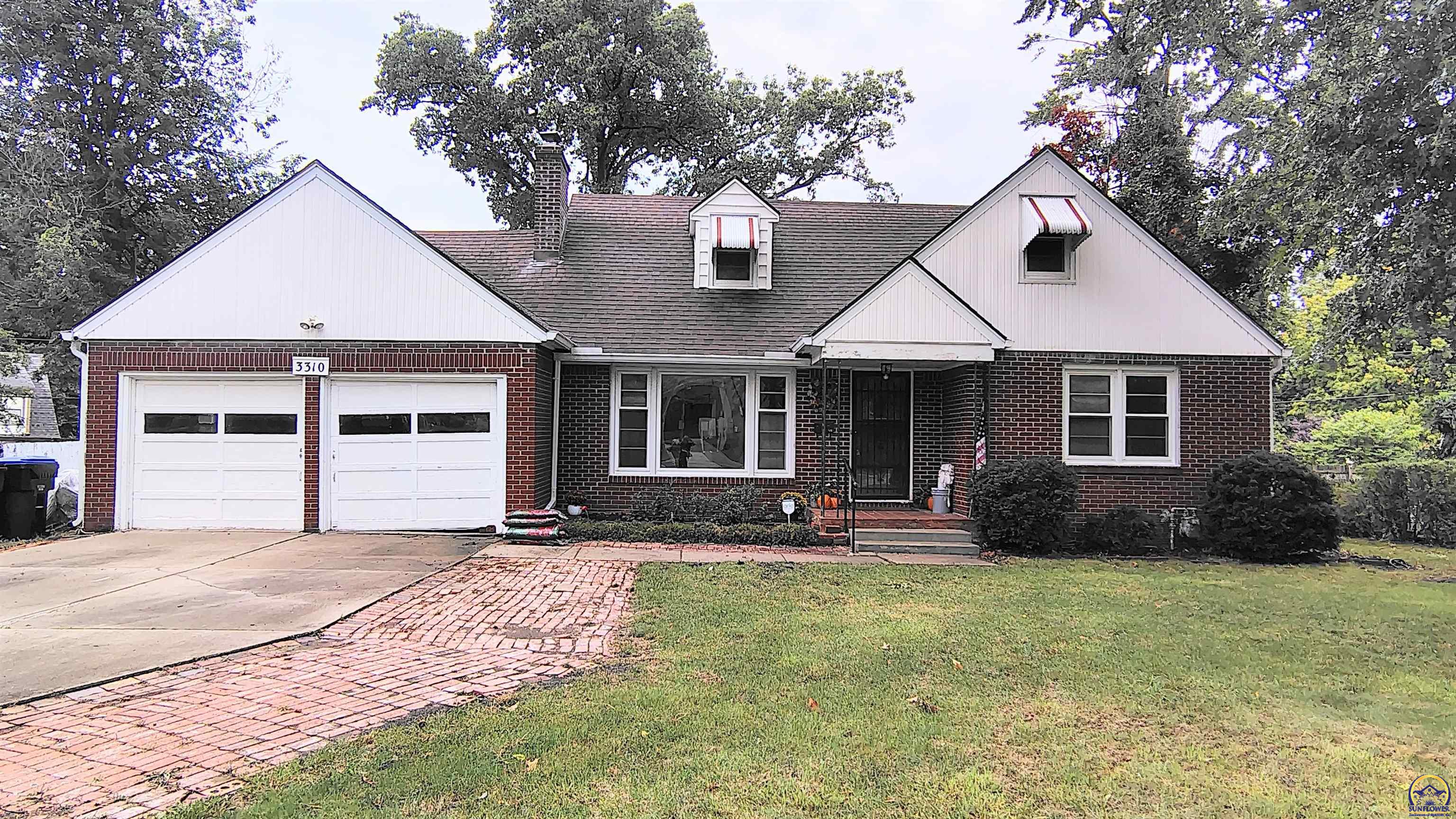 Topeka, Kansas 66604, United States, 4 Bedrooms Bedrooms, ,3 BathroomsBathrooms,Residential,Pending,212574 Topeka, Kansas 66604, United States, 4 Bedrooms Bedrooms, ,3 BathroomsBathrooms,Residential,Pending,212574