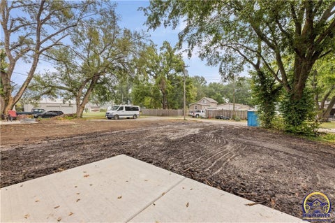 Tiny photo for 121 S Cedar St, Ottawa, KS 66067 (MLS # 246624)