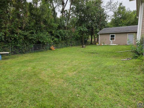 Tiny photo for 3110 SE Indiana Ave, Topeka, KS 66605 (MLS # 245197)