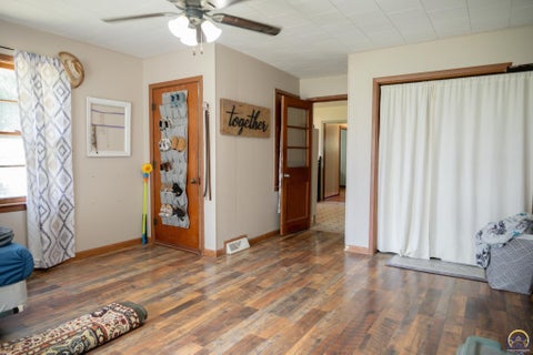 Tiny photo for 517 E 2nd Ave, Eskridge, KS 66423 (MLS # 246043)