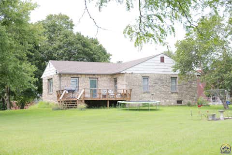 Tiny photo for 517 E 2nd Ave, Eskridge, KS 66423 (MLS # 246043)